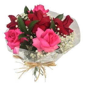 Buque de 6 rosas premium ramalhete de vermelhas e pink